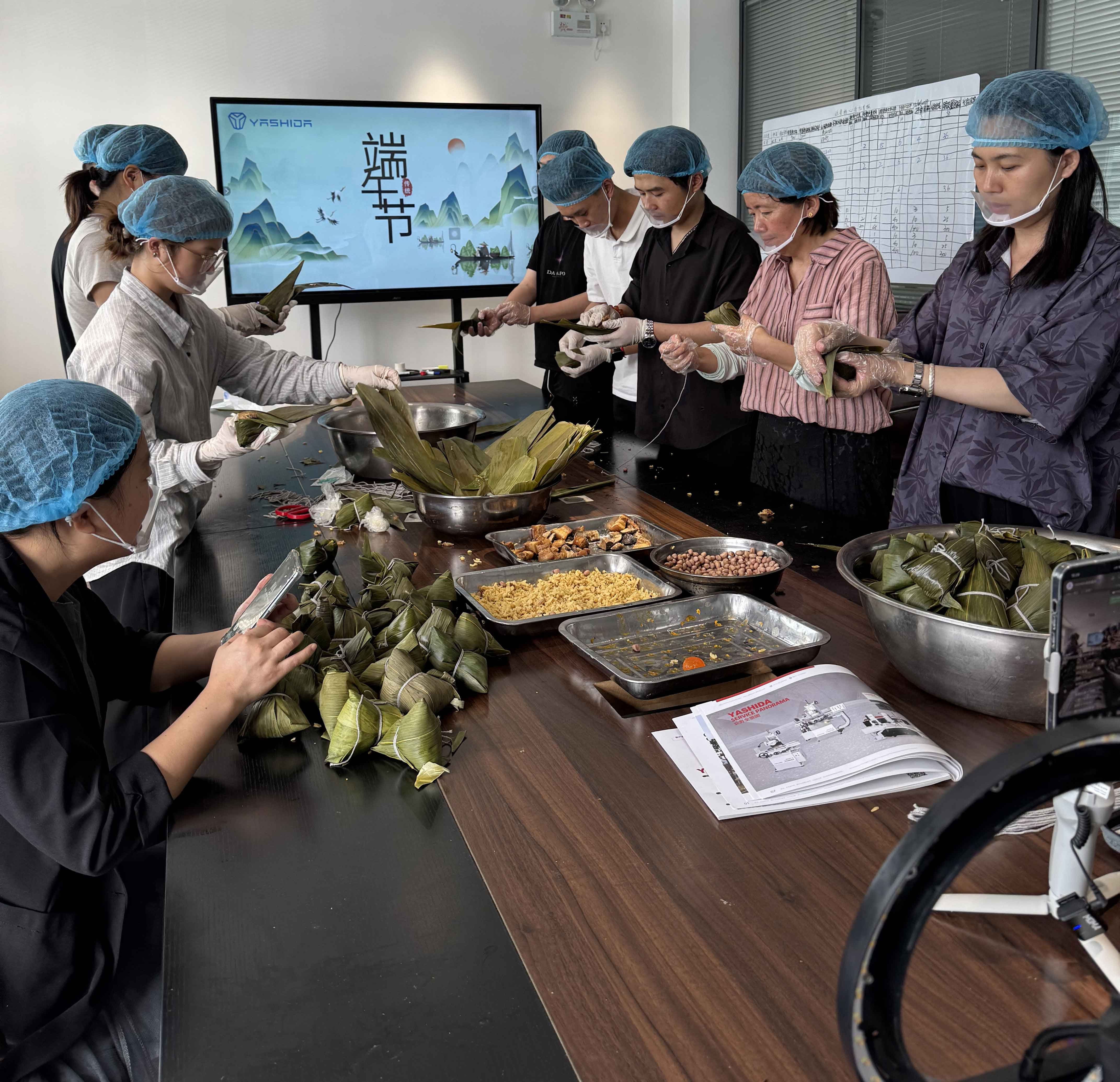 YASHIDA高精密數(shù)控磨床廠(chǎng)家包粽子